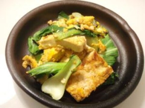 青梗菜と木綿豆腐の炒め物